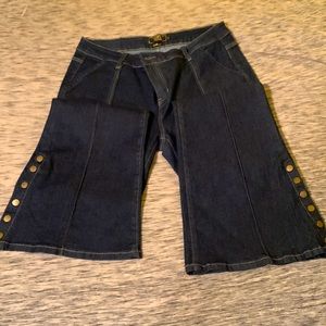 Bell Bottom/Wide leg Jeans